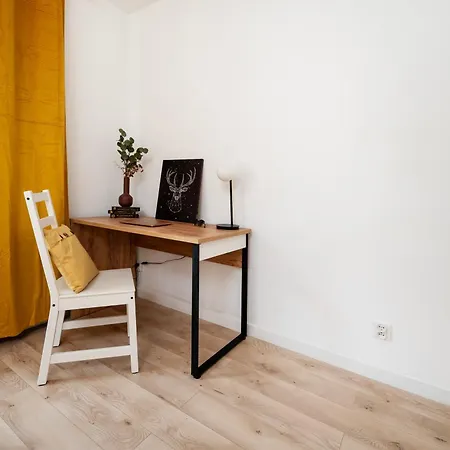 Lägenhet Elegant Manufaktura 2br & 2 Baths & Parking Łódź