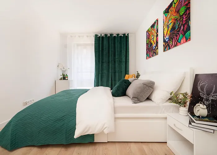 Manufaktura - Z Parkingiem I Dwoma Lazienkami Łódź