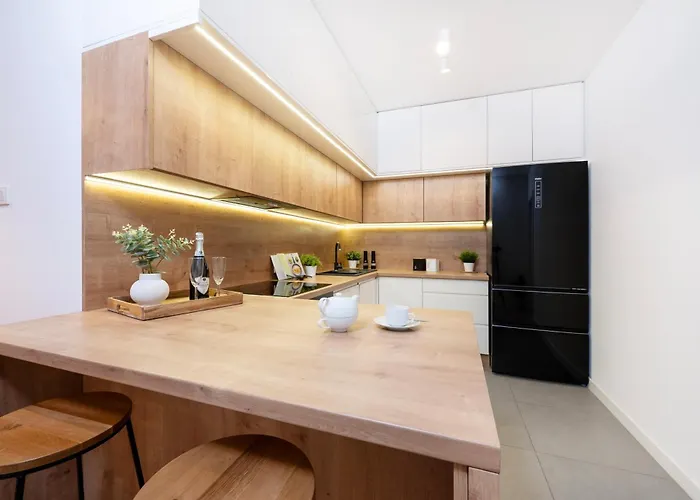 Daire Manufaktura - Z Parkingiem I Dwoma Lazienkami Łódź