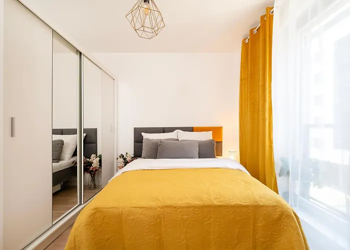 Manufaktura - Z Parkingiem I Dwoma Lazienkami Daire Łódź