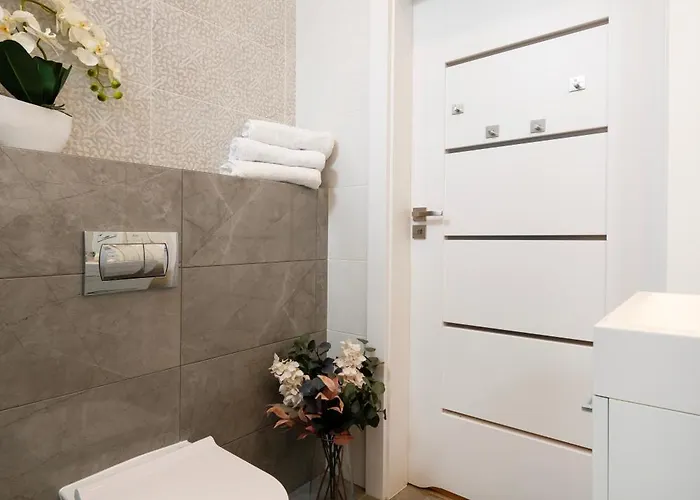 Manufaktura - Z Parkingiem I Dwoma Lazienkami Apartman *